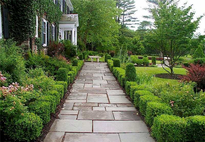 Bahçe Sert Zemin ve Yürüyüş Yolu