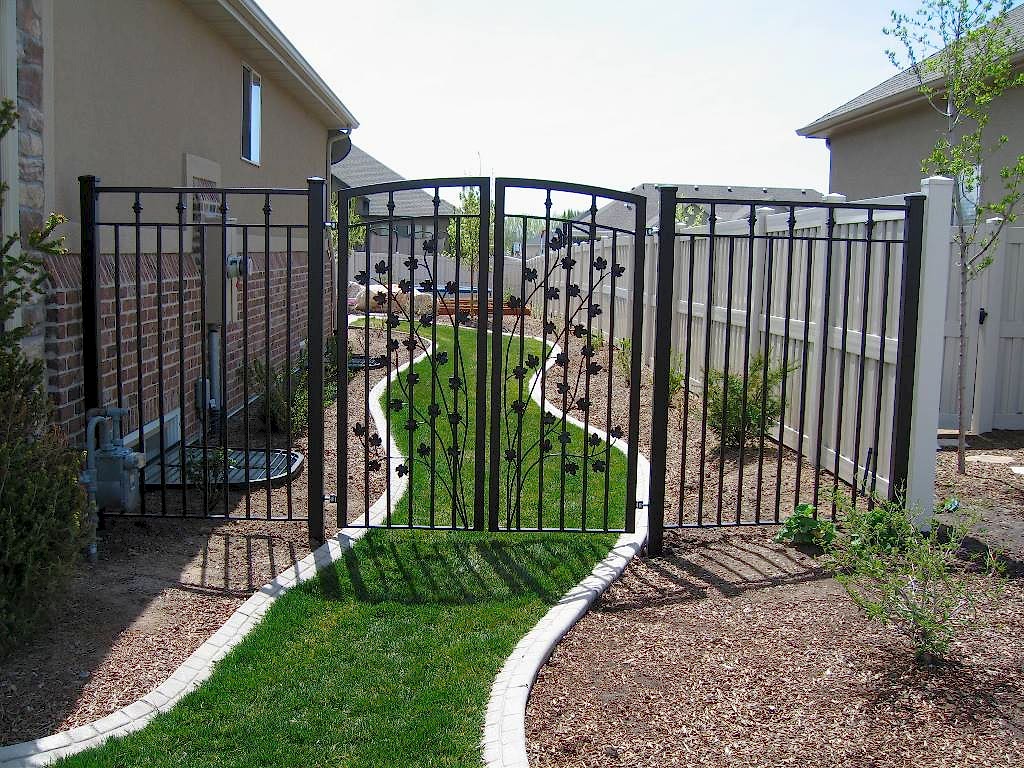 Bahçe Çit Yapımı