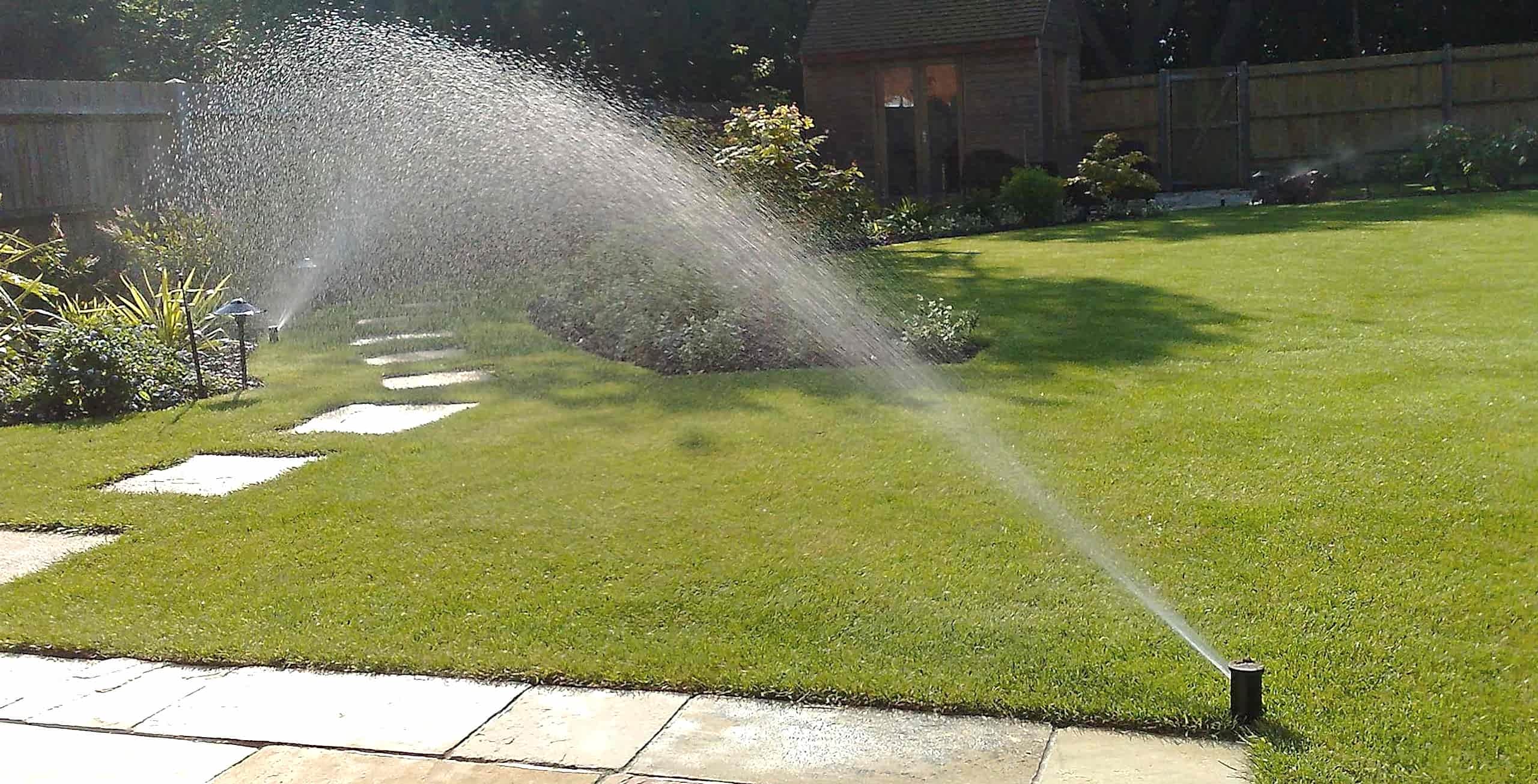 Bahçe Otomatik Sulama Sistemleri