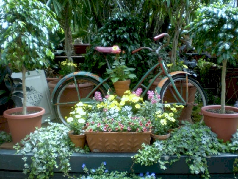 Bahçe Süsleme Tasarım ve Gereçleri