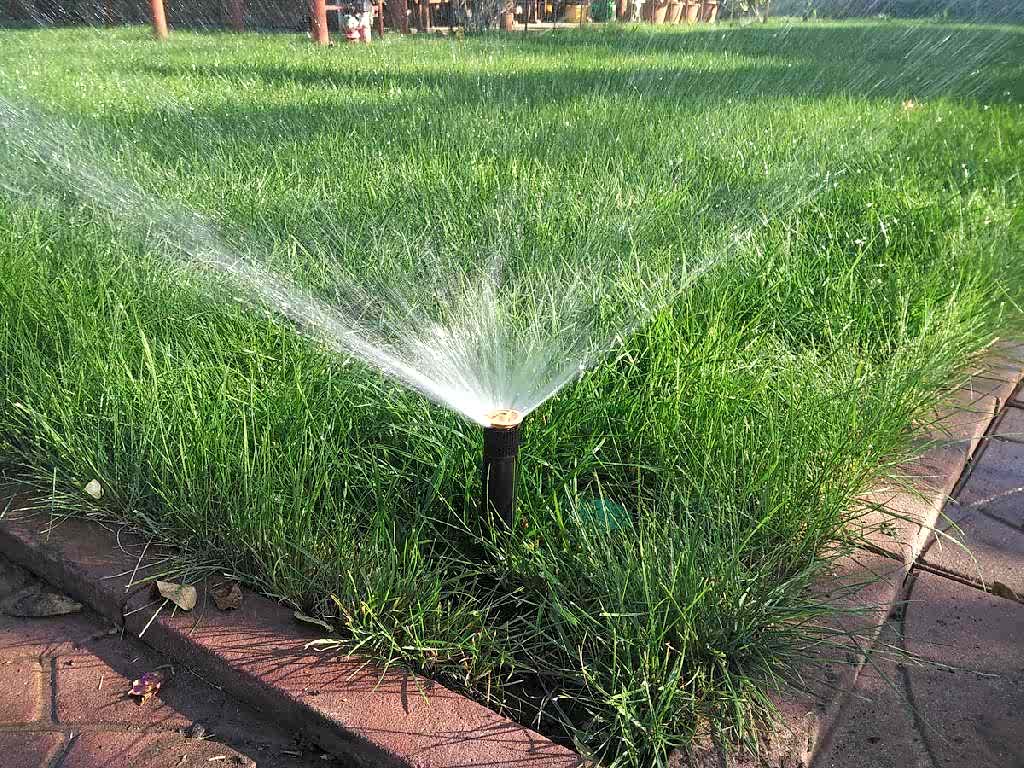 Bahçe Otomatik Sulama Sistemleri