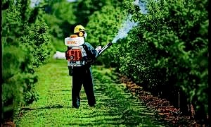 Bahçe ve Ağaç İlaçlama Uygulaması